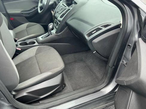 Used 2012 Ford Focus SE w/ Interior Protection Pkg FWD image 27