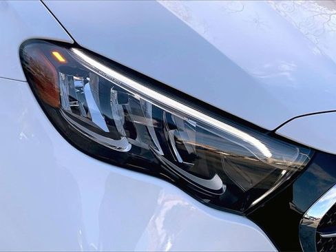 Used 2025 Mercedes-Benz E 350 4MATIC Sedan image 24