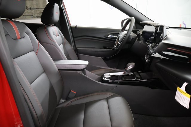 New 2026 Chevrolet Trax RS w/ Driver Confidence Package FWD image 25