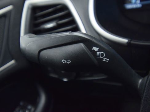 Used 2018 Ford Edge SEL w/ Equipment Group 201A image 36