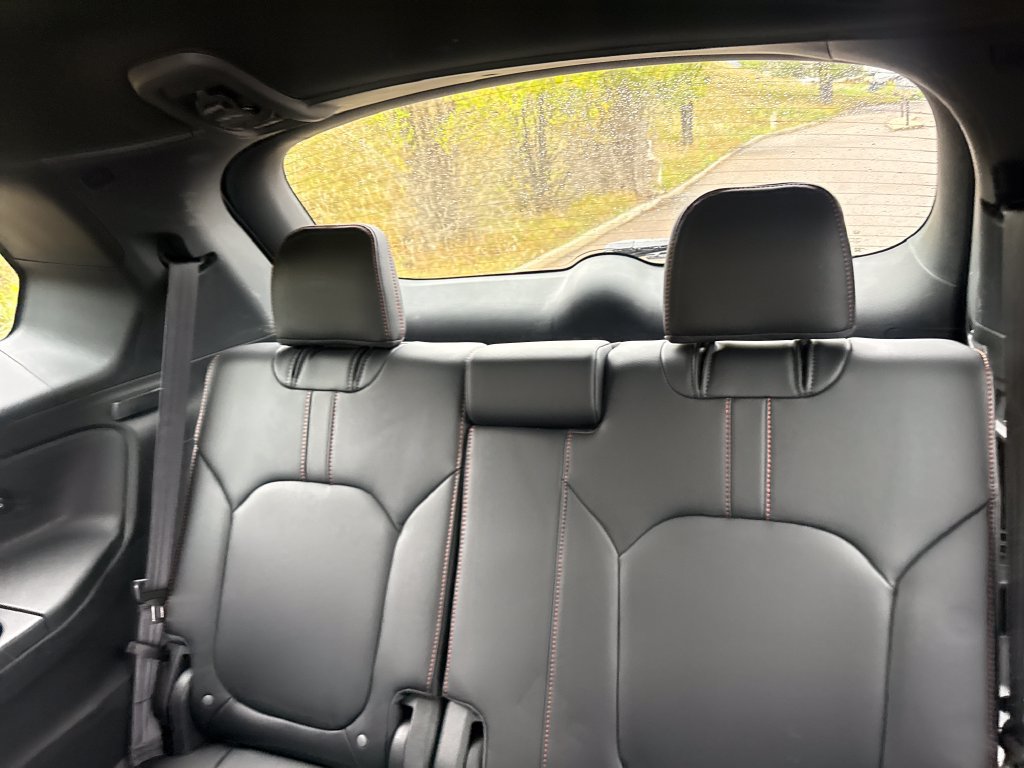 Used 2025 Honda Pilot TrailSport image 23