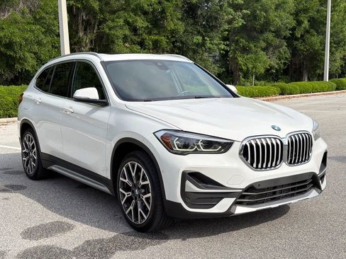 Used 2022 BMW X1 xDrive28i w/ Premium Package AWD/4WD image 7