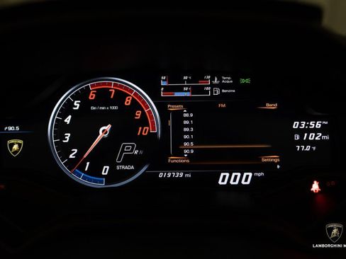 Used 2019 Lamborghini Huracan LP 580-2 image 46