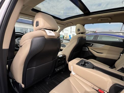 New 2026 Acura MDX w/Technology Package image 23