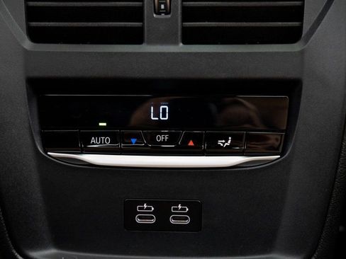 Used 2023 BMW 330i xDrive Sedan w/ Driving Assistance Package image 19