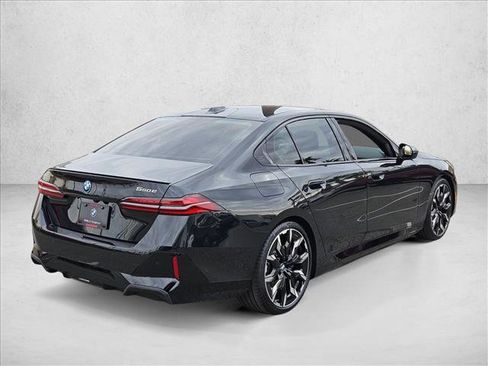 Certified 2026 BMW 550e xDrive image 2