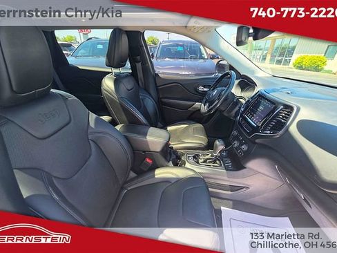 Used 2020 Jeep Cherokee Limited w/ Luxury Group AWD/4WD image 28