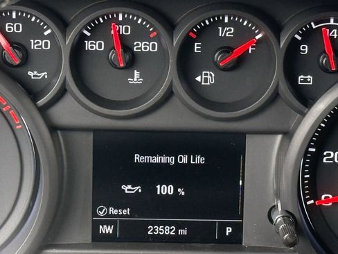 Certified 2024 Chevrolet Silverado 1500 Custom image 14