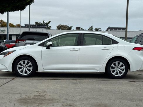 Used 2024 Toyota Corolla LE FWD image 9