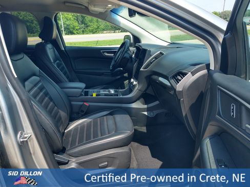 Used 2023 Ford Edge SEL image 3