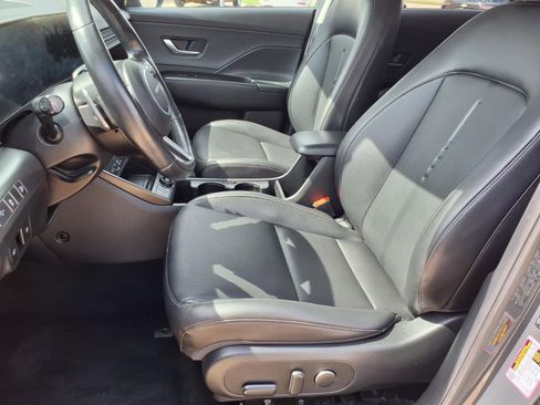 Used 2024 Hyundai Kona Limited image 25