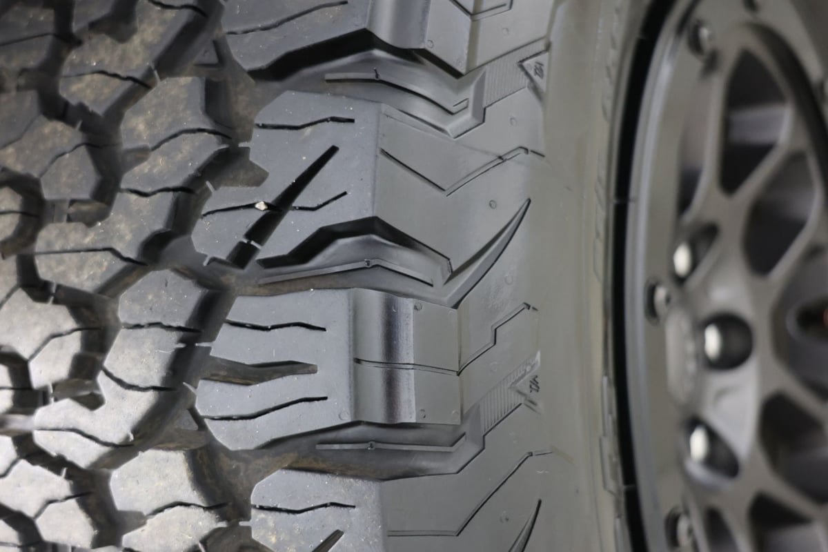 Used 2023 Jeep Wrangler Unlimited Rubicon w/ Xtreme 35 Tire Package AWD/4WD image 13
