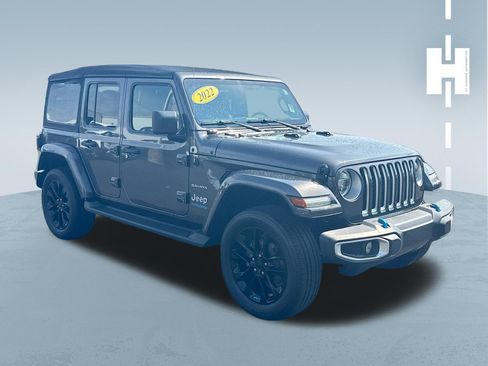 Used 2022 Jeep Wrangler Unlimited Sahara w/ Cold Weather Group AWD/4WD image 1