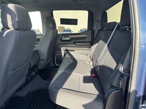 Used 2022 Chevrolet Silverado 1500 LT image 23