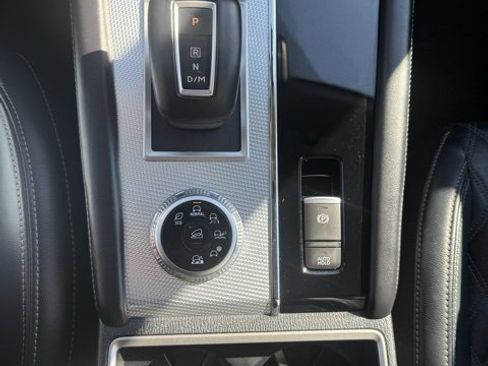 Used 2024 Mitsubishi Outlander SEL image 27