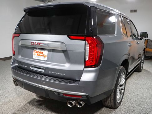 Used 2021 GMC Yukon Denali w/ Denali Premium Package image 7
