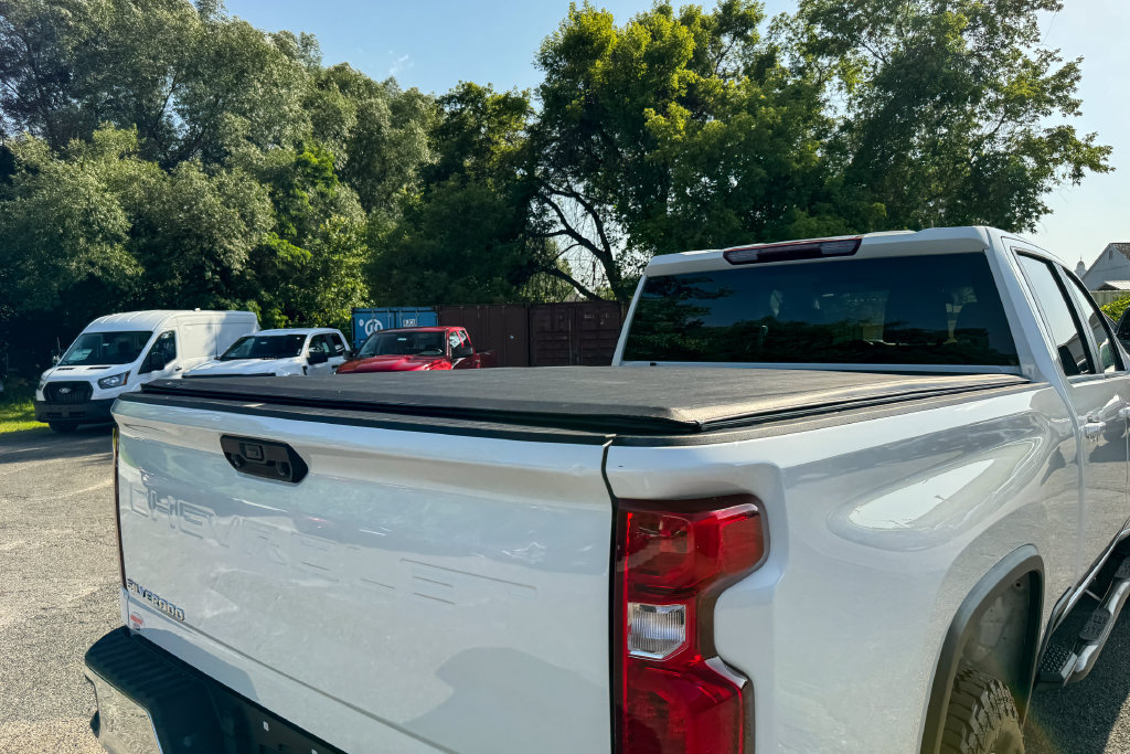Used 2024 Chevrolet Silverado 2500 LT AWD/4WD image 19