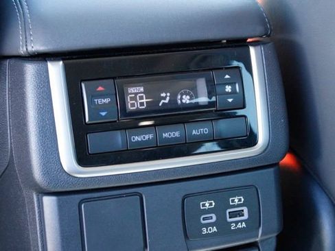 Used 2026 Subaru Ascent Premium w/ Premium Package AWD/4WD image 16