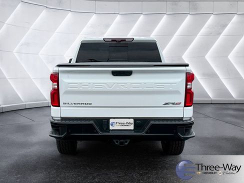 Certified 2023 Chevrolet Silverado 1500 ZR2 w/ Technology Package AWD/4WD image 4