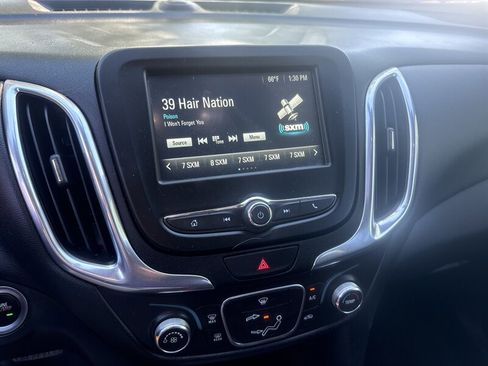 Used 2018 Chevrolet Equinox LT image 34