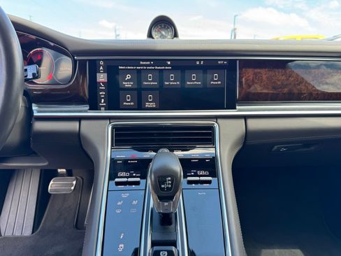 Used 2018 Porsche Panamera 4S Executive w/ Sport Chrono Package image 21