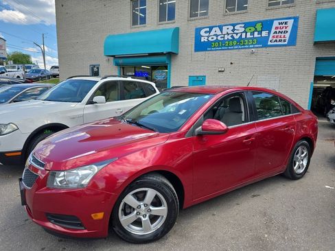 Used 2013 Chevrolet Cruze LT FWD image 4