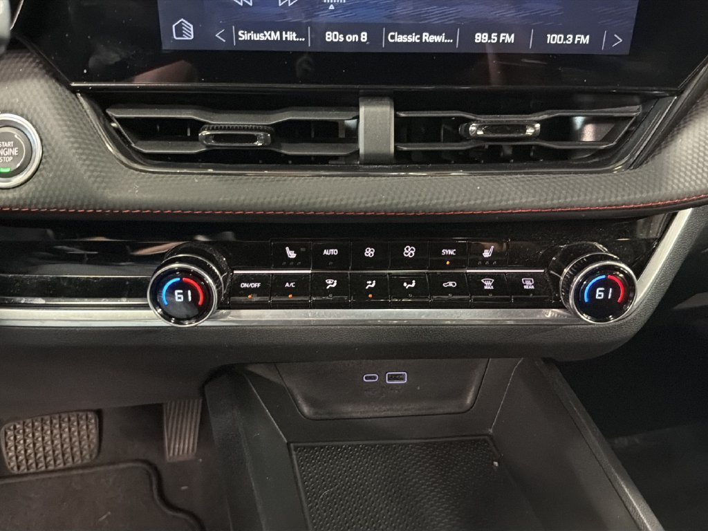 Used 2026 Chevrolet Equinox RS AWD/4WD image 24