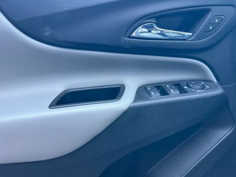 Certified 2023 Chevrolet Equinox LT image 11