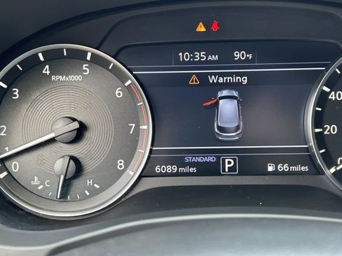 Used 2022 INFINITI QX50 Luxe w/ Appearance Package FWD image 35