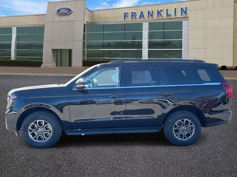 New 2026 Ford Expedition Active RWD image 4