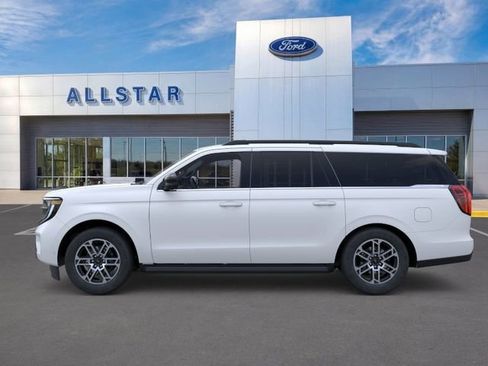 New 2026 Ford Expedition Max Active RWD image 3