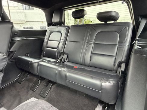 Used 2021 Lincoln Navigator Reserve RWD image 22
