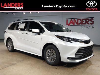 New 2026 Toyota Sienna XLE