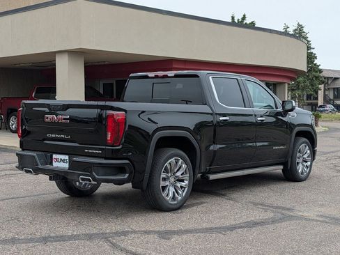 New 2026 GMC Sierra 1500 Denali w/ Denali Reserve Package AWD/4WD image 17