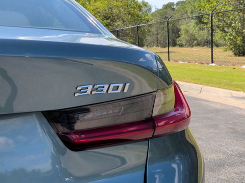 Used 2021 BMW 330i Sedan RWD image 11