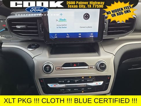 Used 2022 Ford Explorer XLT image 4