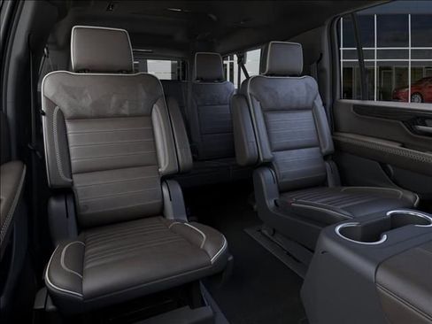 New 2026 GMC Yukon XL Denali Ultimate AWD/4WD image 17