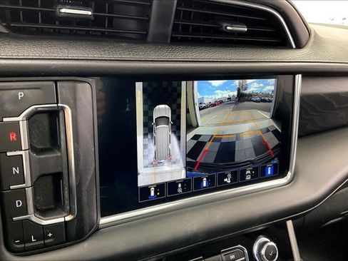 Used 2024 GMC Yukon Denali image 23