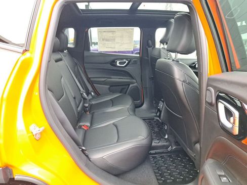 New 2026 Jeep Compass Limited w/ Sun, Sound & Navigation Group image 15