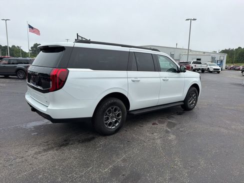 New 2026 Ford Expedition Max Active RWD image 3