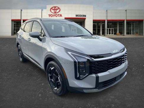 Used 2026 Kia Sportage EX w/ EX Panorama Roof Package image 3