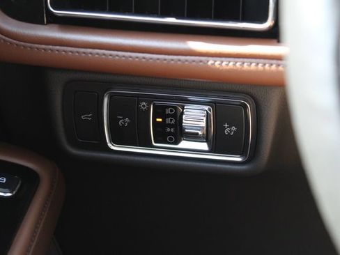 Used 2024 Lincoln Aviator Reserve w/ Equipment Group 201A AWD/4WD image 22
