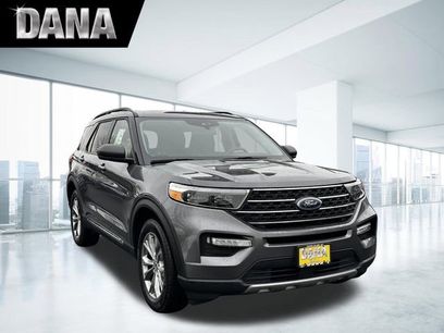 Certified 2022 Ford Explorer XLT w/ Equipment Group 202A