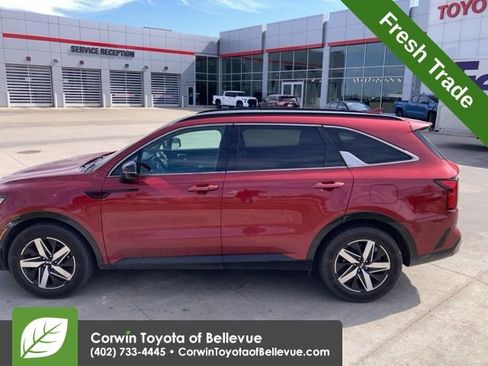 Used 2021 Kia Sorento S w/ Panoramic Sunroof Package image 7