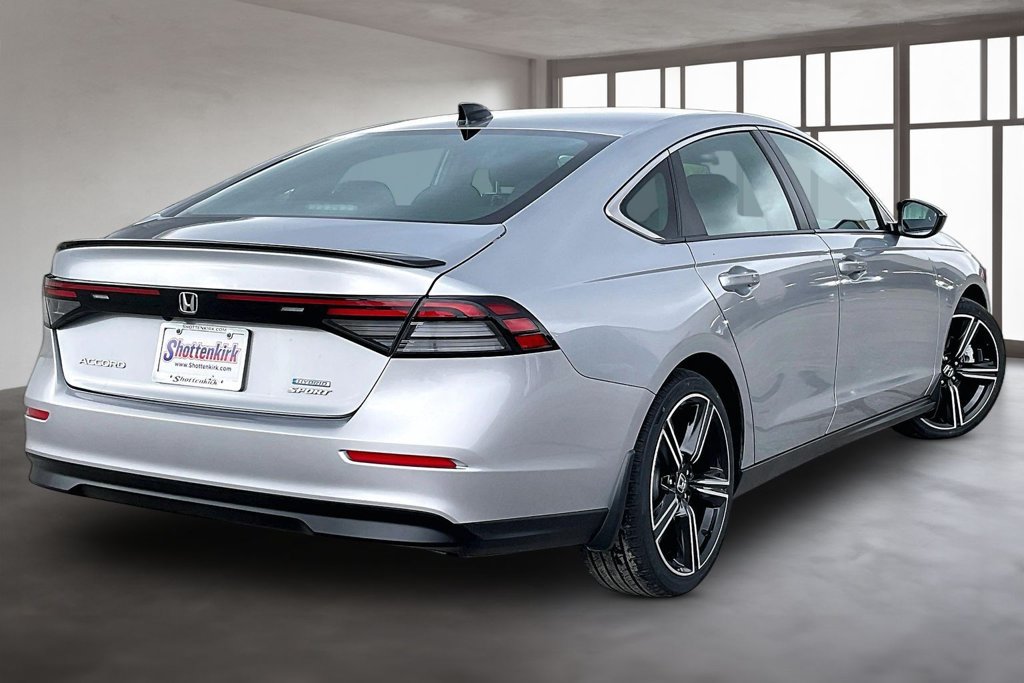 Certified 2025 Honda Accord Sport image 6