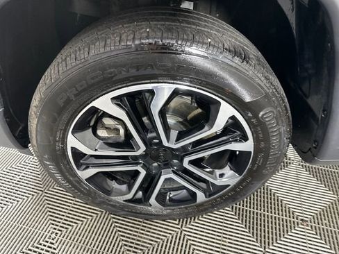 Certified 2023 Jeep Compass Limited AWD/4WD image 2