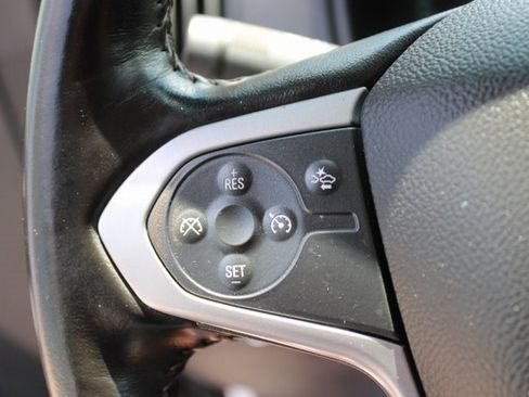 Used 2022 Chevrolet Colorado LT w/ Fleet Safety Package image 17