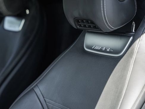 Used 2022 Mercedes-Benz SL 63 AMG 4MATIC image 36