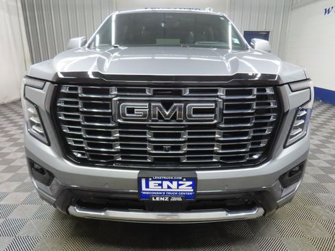 Used 2025 GMC Yukon XL Denali Ultimate AWD/4WD image 56
