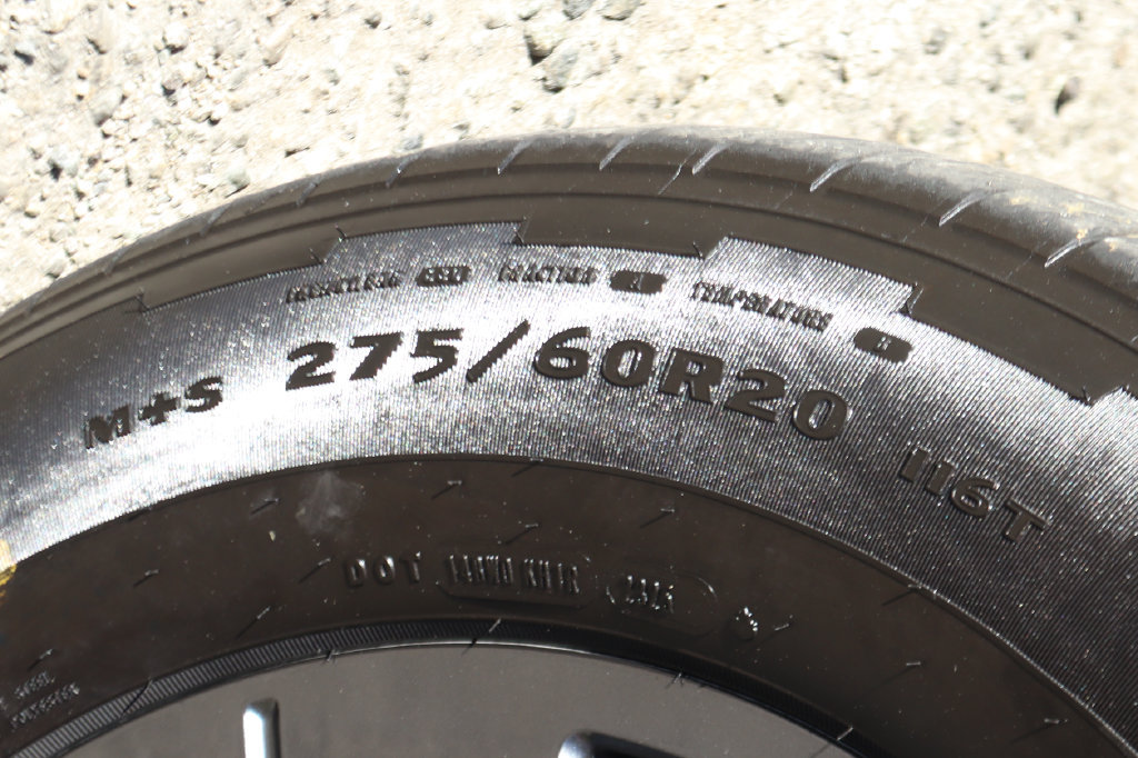 Used 2025 Ford F150 Lightning Lariat AWD/4WD image 43